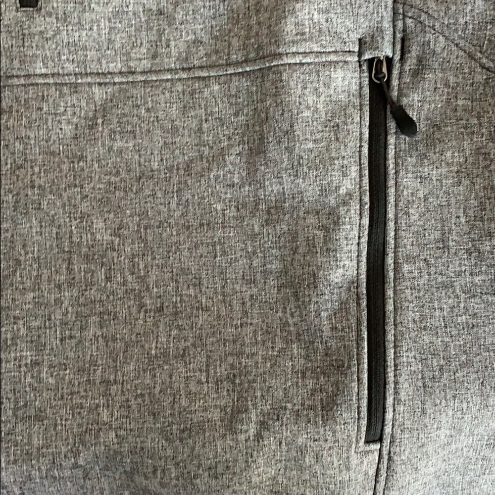 Kirkland Jacket 🖤 - Picture 6 of 6